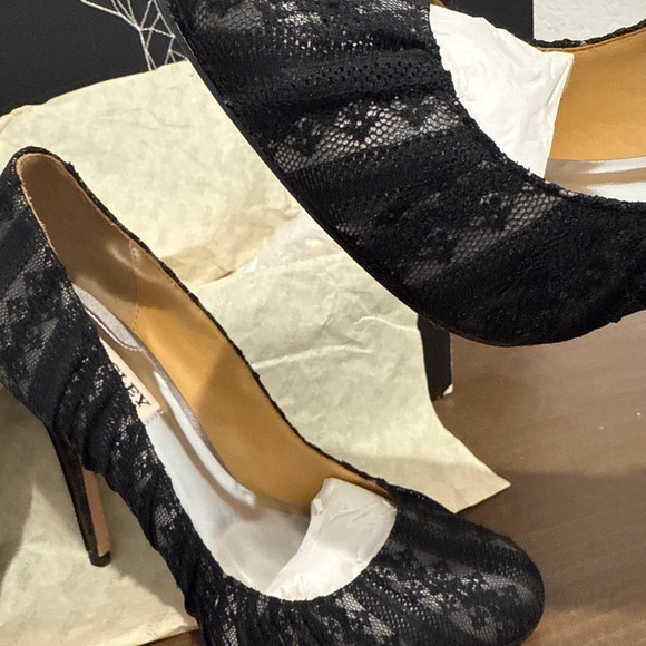 Badgley Mischka NWOT - Picture 4 of 4